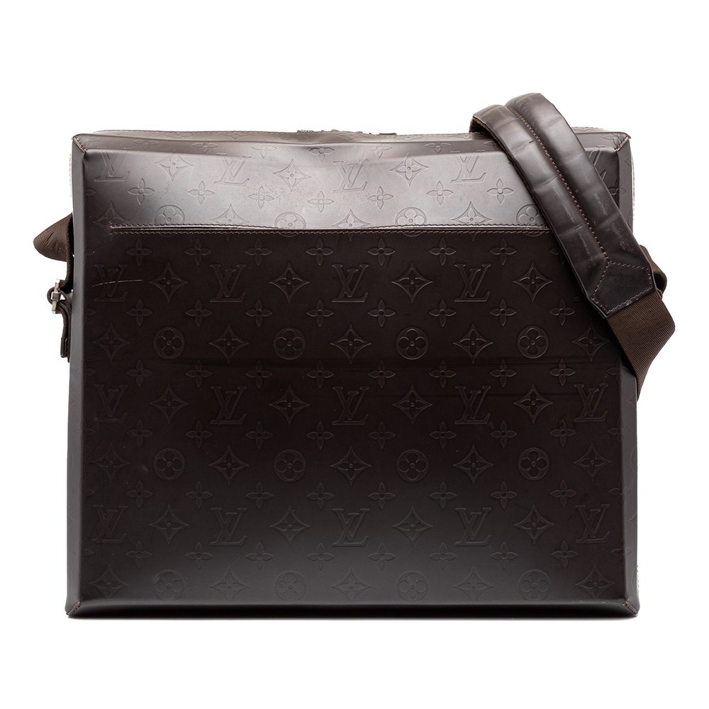 Pre-Loved Louis Vuitton Monogram Glace Steve